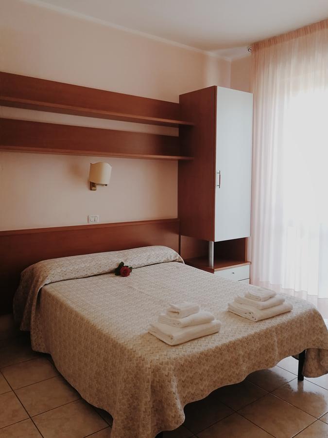 Aloha Park Hotel Campomarino  Esterno foto